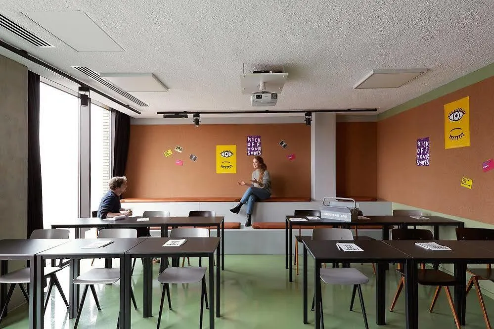 The Social Hub Eindhoven Otel